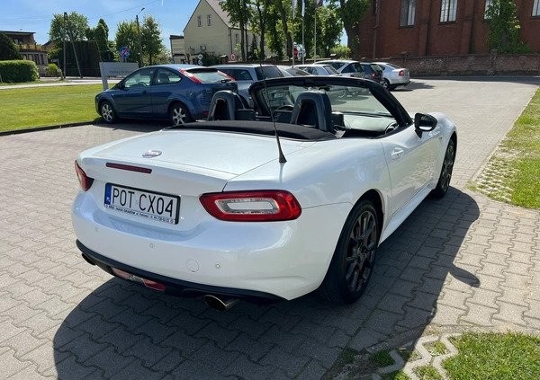 Fiat 124 Spider cena 89500 przebieg: 45750, rok produkcji 2019 z Koszalin małe 92